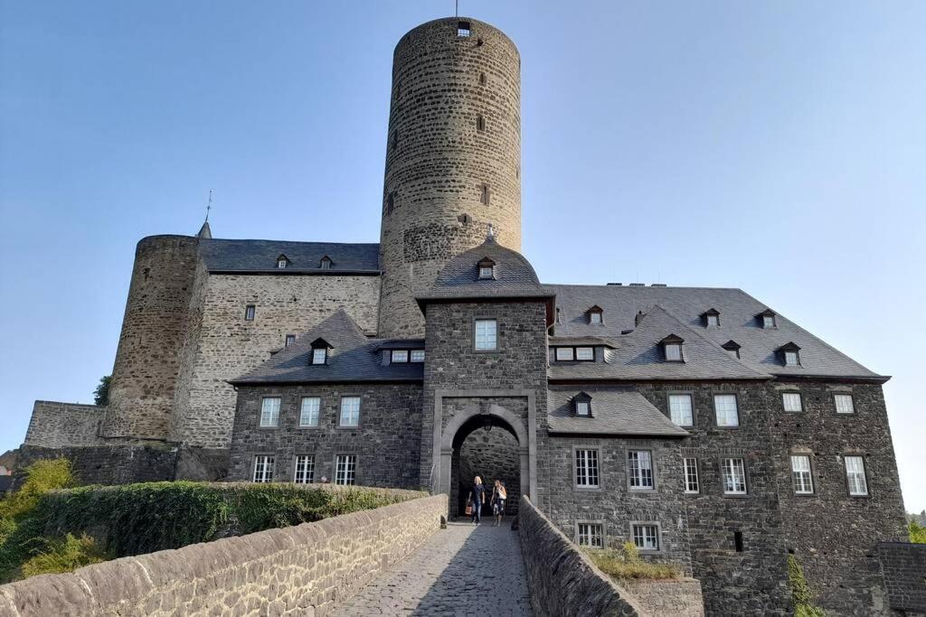 Hinter Burg, Haus Mit Garten Villa Mayen Buitenkant foto