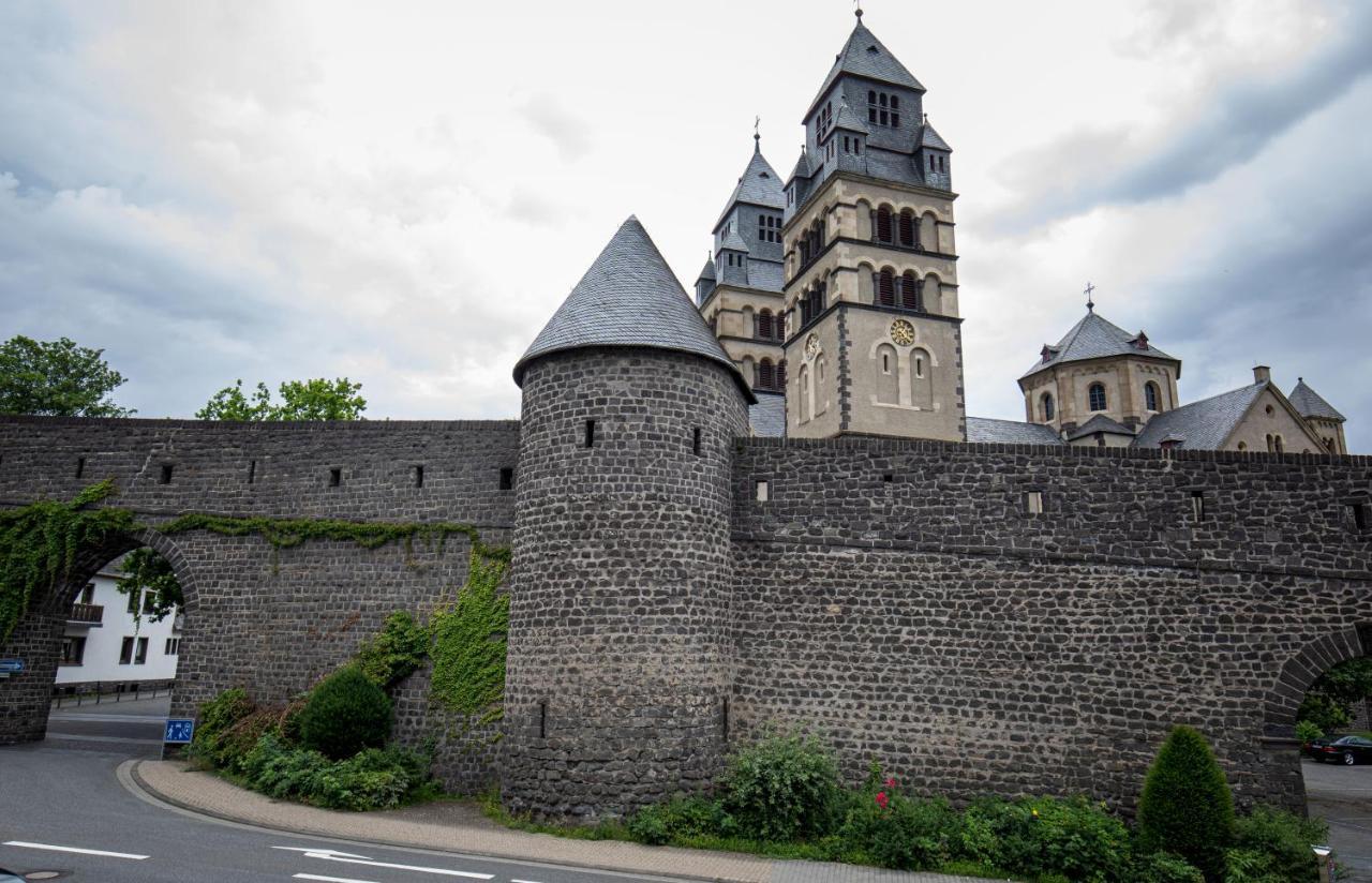 Hinter Burg, Haus Mit Garten Villa Mayen Buitenkant foto